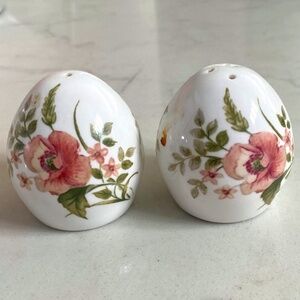 Vintage Sanford Salt and Pepper Shakers